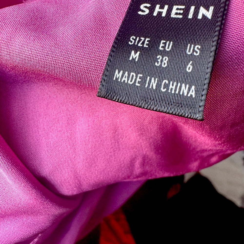 SHEIN Fuchsia Apparel